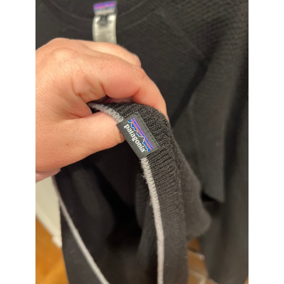 Patagonia woman's sweater‎ black large - Picture 4 of 6